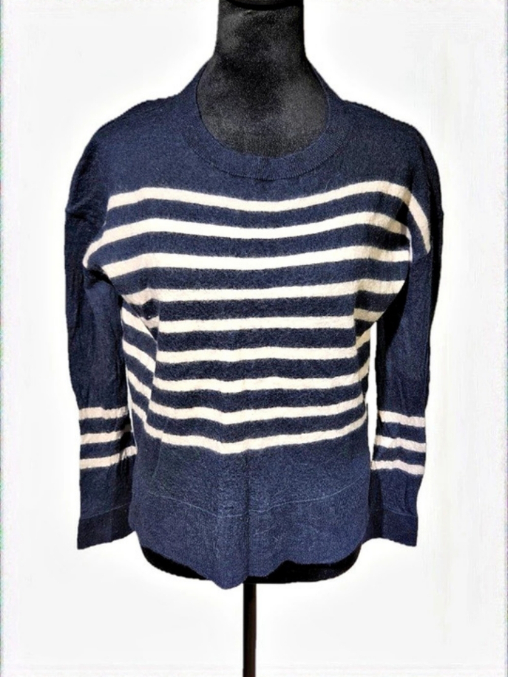 Pendleton Navy And White Striped Merino Wool Sweater Size Large
